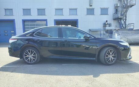 Toyota Camry, 2021 год, 3 200 000 рублей, 8 фотография