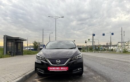 Nissan Leaf II, 2019 год, 1 458 000 рублей, 12 фотография