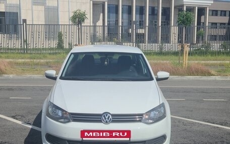 Volkswagen Polo VI (EU Market), 2014 год, 1 050 000 рублей, 3 фотография