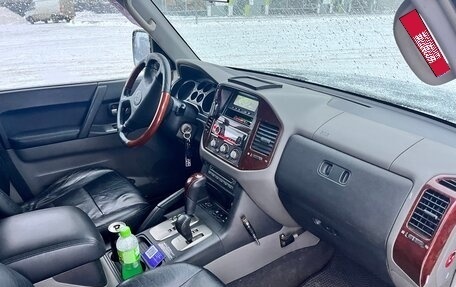 Mitsubishi Pajero III рестайлинг, 2004 год, 570 000 рублей, 17 фотография