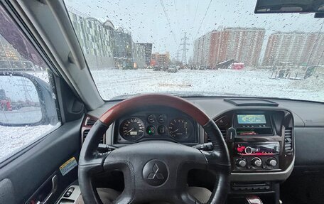 Mitsubishi Pajero III рестайлинг, 2004 год, 570 000 рублей, 20 фотография