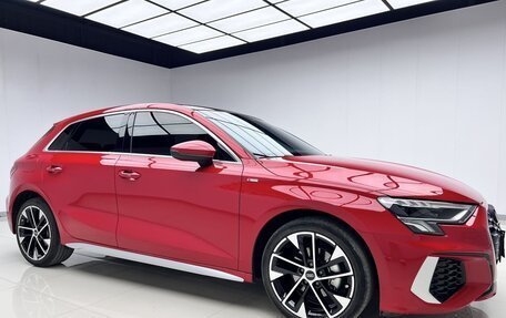 Audi A3, 2022 год, 2 425 000 рублей, 5 фотография