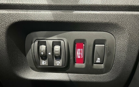 Renault Kaptur I рестайлинг, 2019 год, 1 299 000 рублей, 17 фотография