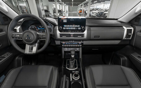 Mitsubishi L200, 2025 год, 5 300 000 рублей, 8 фотография