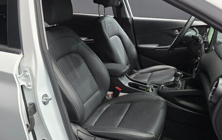 Hyundai Kona I, 2022 год, 1 520 000 рублей, 27 фотография
