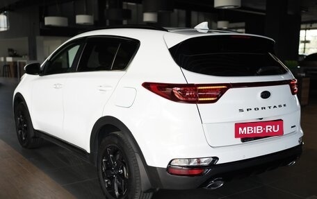 KIA Sportage IV рестайлинг, 2021 год, 2 770 000 рублей, 6 фотография