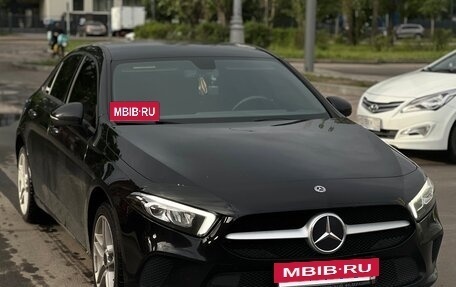 Mercedes-Benz A-Класс, 2019 год, 2 300 000 рублей, 5 фотография