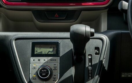 Toyota Passo III, 2018 год, 959 000 рублей, 21 фотография