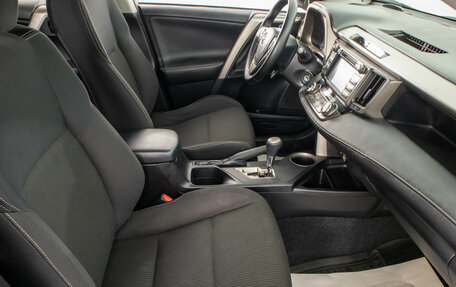 Toyota RAV4, 2014 год, 2 199 000 рублей, 23 фотография
