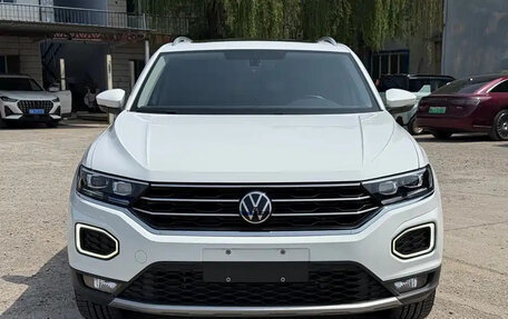 Volkswagen T-Roc I, 2021 год, 1 315 000 рублей, 3 фотография