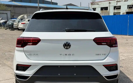 Volkswagen T-Roc I, 2021 год, 1 315 000 рублей, 4 фотография