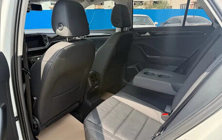 Volkswagen T-Roc I, 2021 год, 1 315 000 рублей, 7 фотография