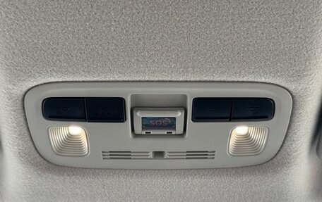 Toyota Sienta, 2023 год, 1 000 100 рублей, 32 фотография