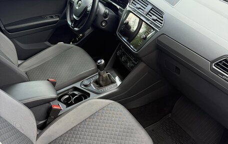 Volkswagen Tiguan II, 2017 год, 1 850 000 рублей, 14 фотография