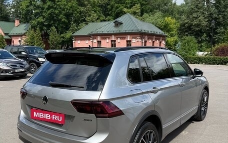 Volkswagen Tiguan II, 2017 год, 1 850 000 рублей, 5 фотография