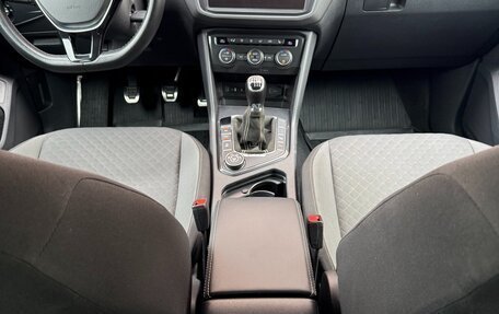 Volkswagen Tiguan II, 2017 год, 1 850 000 рублей, 17 фотография