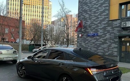 Hyundai Elantra, 2023 год, 1 590 000 рублей, 2 фотография