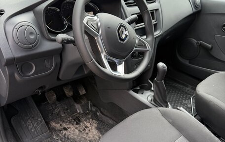 Renault Logan II, 2018 год, 1 699 000 рублей, 12 фотография