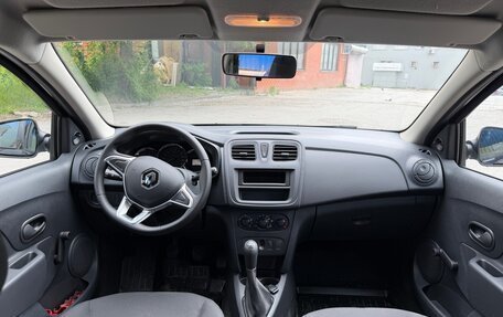 Renault Logan II, 2018 год, 1 699 000 рублей, 11 фотография