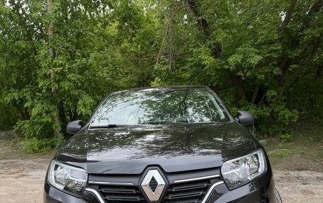 Renault Logan II, 2018 год, 1 699 000 рублей, 8 фотография