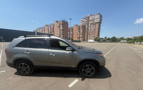 KIA Sorento II рестайлинг, 2010 год, 1 070 000 рублей, 2 фотография