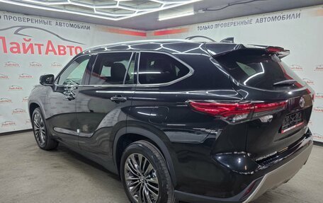 Toyota Highlander, 2026 год, 4 949 000 рублей, 7 фотография