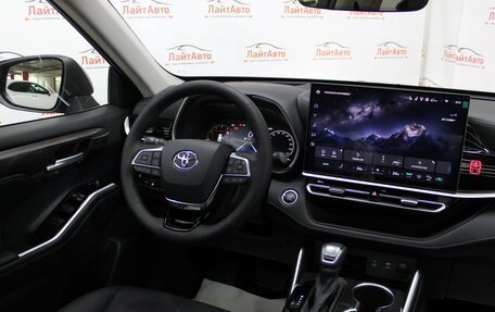 Toyota Highlander, 2026 год, 4 949 000 рублей, 10 фотография