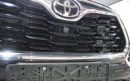 Toyota Highlander, 2026 год, 4 949 000 рублей, 34 фотография
