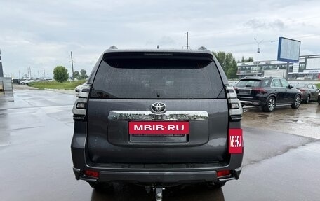 Toyota Land Cruiser Prado 150 рестайлинг 2, 2019 год, 5 300 000 рублей, 4 фотография