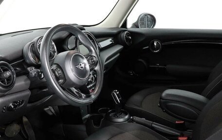 MINI Hatch, 2018 год, 1 700 000 рублей, 8 фотография
