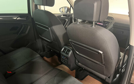 Volkswagen Tiguan II, 2019 год, 2 010 000 рублей, 7 фотография