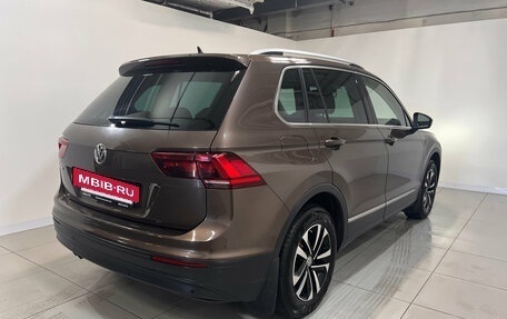 Volkswagen Tiguan II, 2019 год, 2 010 000 рублей, 5 фотография