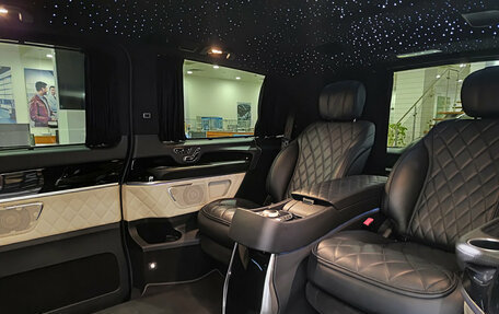Mercedes-Benz V-Класс, 2022 год, 7 990 000 рублей, 15 фотография