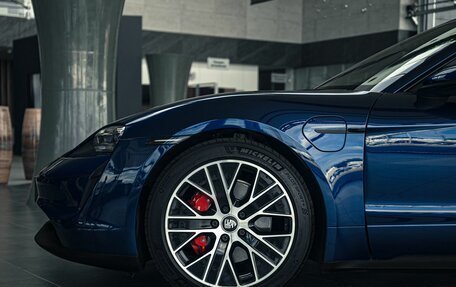 Porsche Taycan I, 2020 год, 7 395 000 рублей, 3 фотография