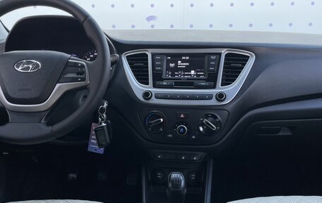 Hyundai Solaris II рестайлинг, 2017 год, 1 250 000 рублей, 16 фотография