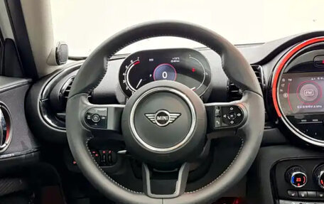 MINI Clubman, 2023 год, 2 715 000 рублей, 9 фотография