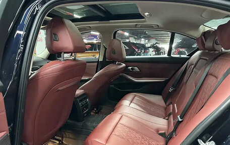BMW 3 серия, 2023 год, 2 320 000 рублей, 15 фотография