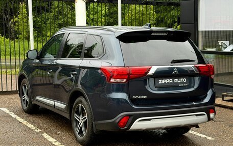 Mitsubishi Outlander III рестайлинг 3, 2021 год, 1 930 000 рублей, 7 фотография