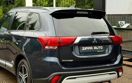 Mitsubishi Outlander III рестайлинг 3, 2021 год, 1 930 000 рублей, 8 фотография