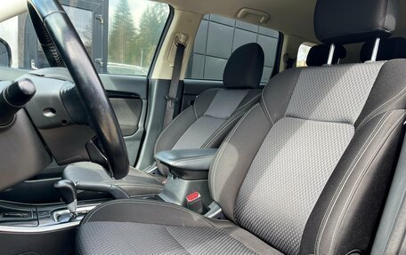 Mitsubishi Outlander III рестайлинг 3, 2021 год, 1 930 000 рублей, 19 фотография
