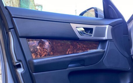 Jaguar XF I рестайлинг, 2010 год, 1 320 000 рублей, 25 фотография