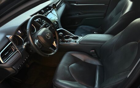 Toyota Camry, 2019 год, 2 950 000 рублей, 3 фотография