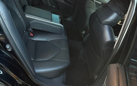 Toyota Camry, 2019 год, 2 950 000 рублей, 5 фотография