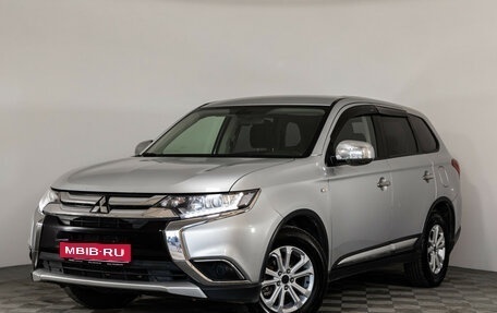 Mitsubishi Outlander III рестайлинг 3, 2017 год, 1 699 000 рублей, 1 фотография