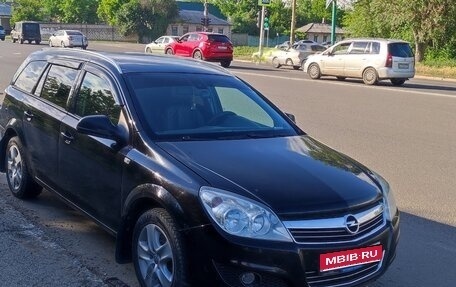 Opel Astra H, 2011 год, 850 000 рублей, 1 фотография