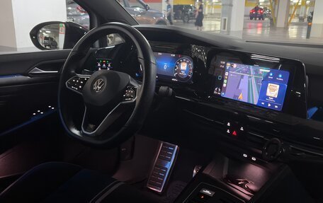 Volkswagen Golf VIII, 2021 год, 2 550 000 рублей, 28 фотография