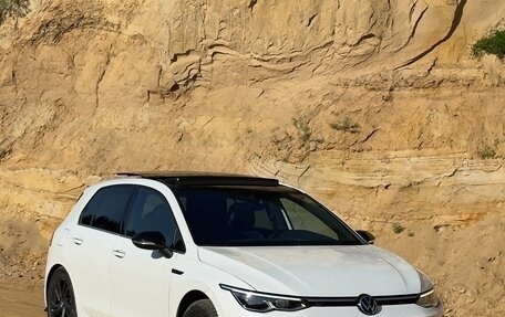 Volkswagen Golf VIII, 2021 год, 2 550 000 рублей, 35 фотография