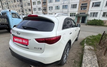 Infiniti FX II, 2011 год, 2 200 000 рублей, 4 фотография