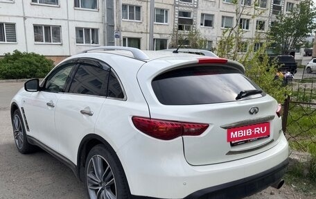 Infiniti FX II, 2011 год, 2 200 000 рублей, 3 фотография