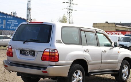 Toyota Land Cruiser 100 рестайлинг 2, 2002 год, 1 650 000 рублей, 7 фотография